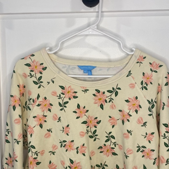 DRAPER JAMES cream floral sweatshirt - Picture 5 of 11